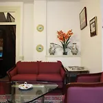A Friendly Inn At Harvard