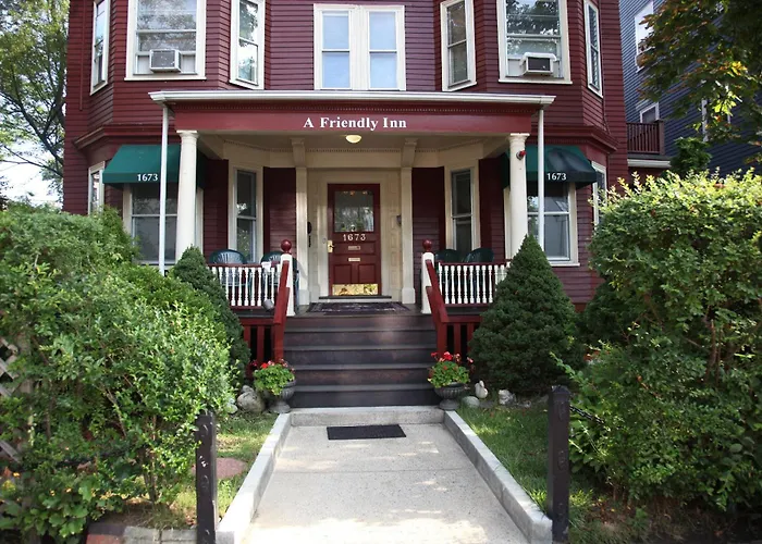 A Friendly Inn At Harvard